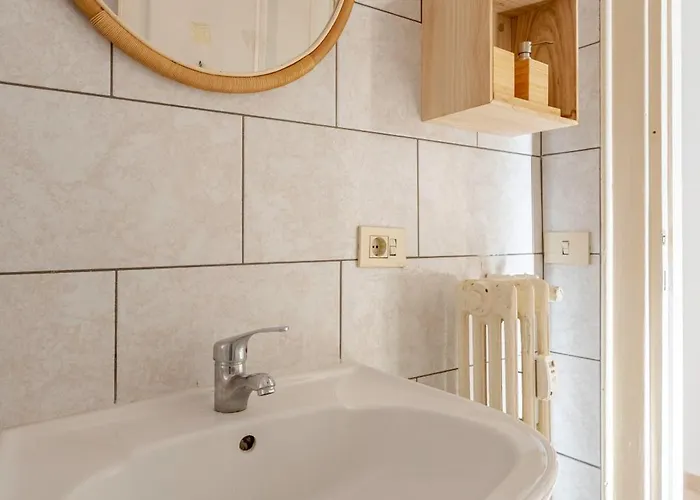 La Dolce - Stone's Throw From The Center Appartement *