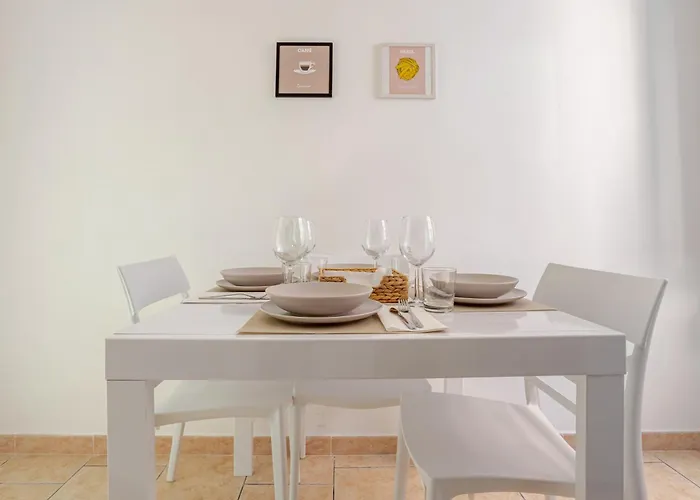 Appartement La Dolce - Stone's Throw From The Center Rome